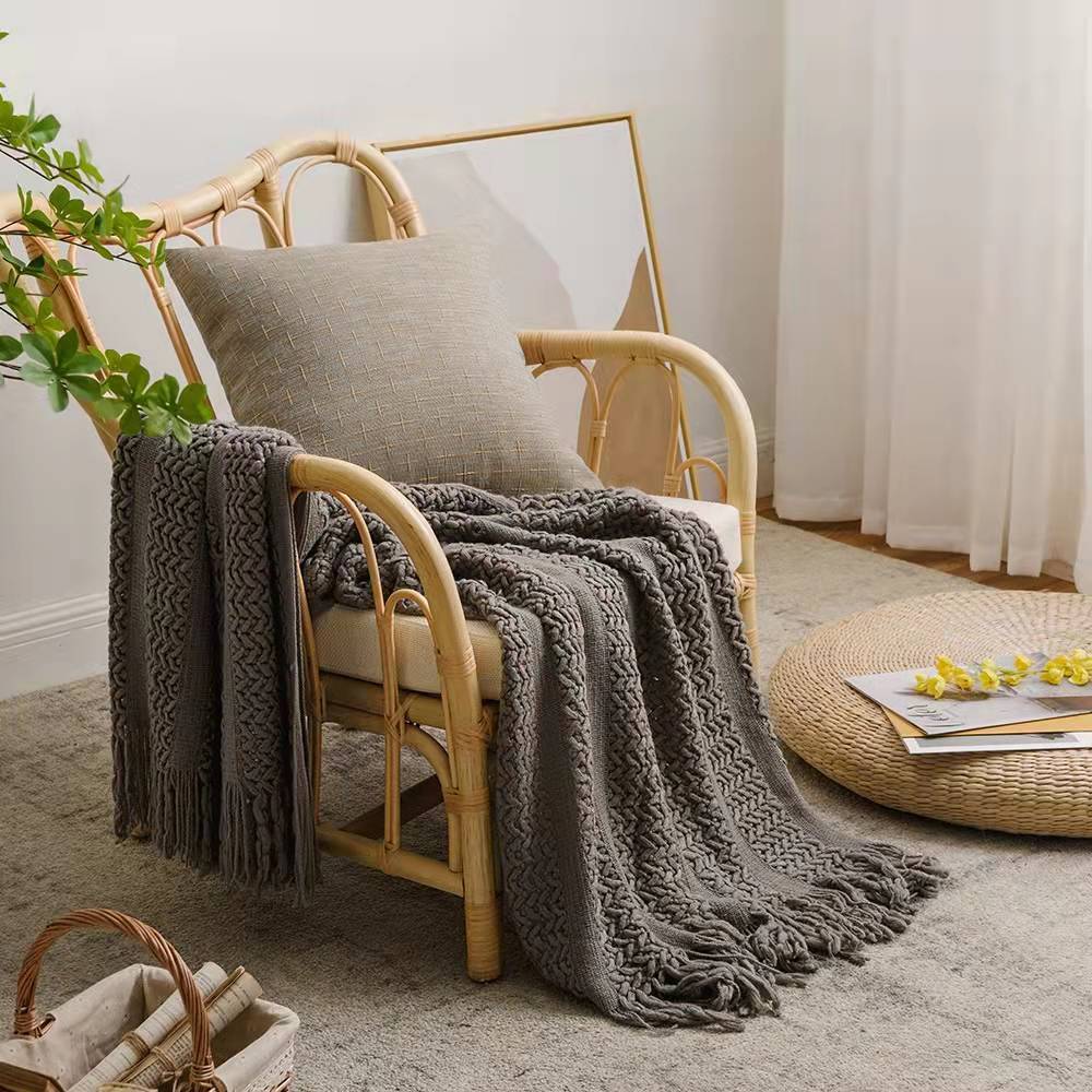 Knitted Cozy Chenille Throw Blanket